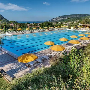 Poiano Garda Костермано